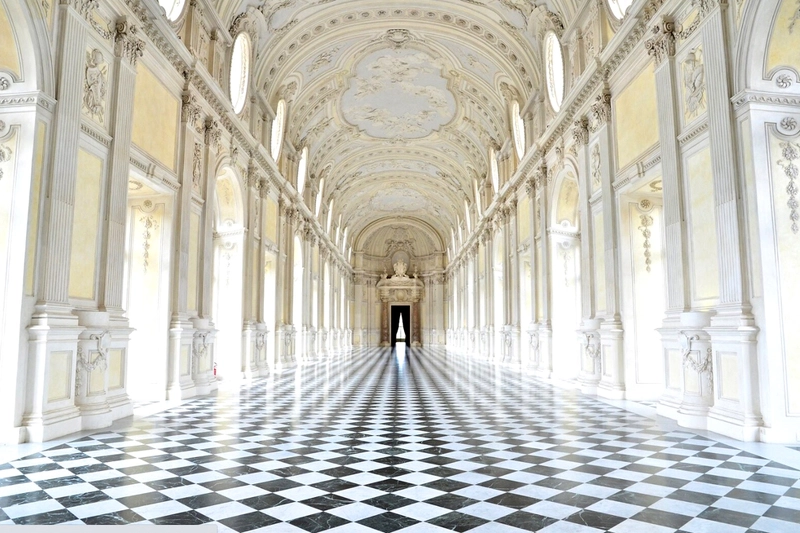 Private tour of the Venaria Reale and the Royal Gardens - ITALY MUSEUM