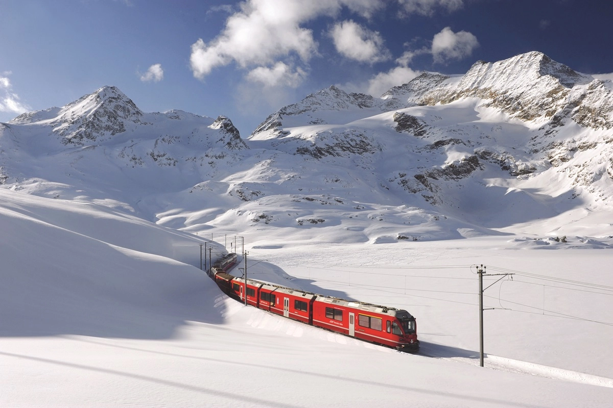 Bernina Express and St. Moritz: Guided Tour from Milan 