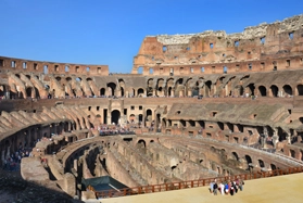 Audio Guided City Tour of Rome + Reserved Colosseum Entrance Ticket