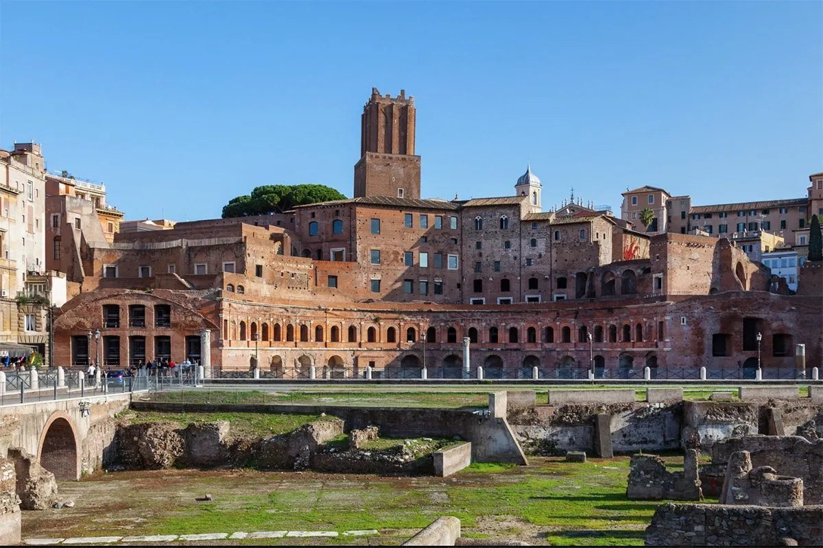 Accès prioritaire Marchés de Trajan + Audioguide de la ville de Rome