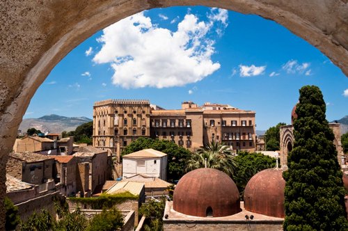 Ingresso para o Palazzo dei Normanni de Palermo