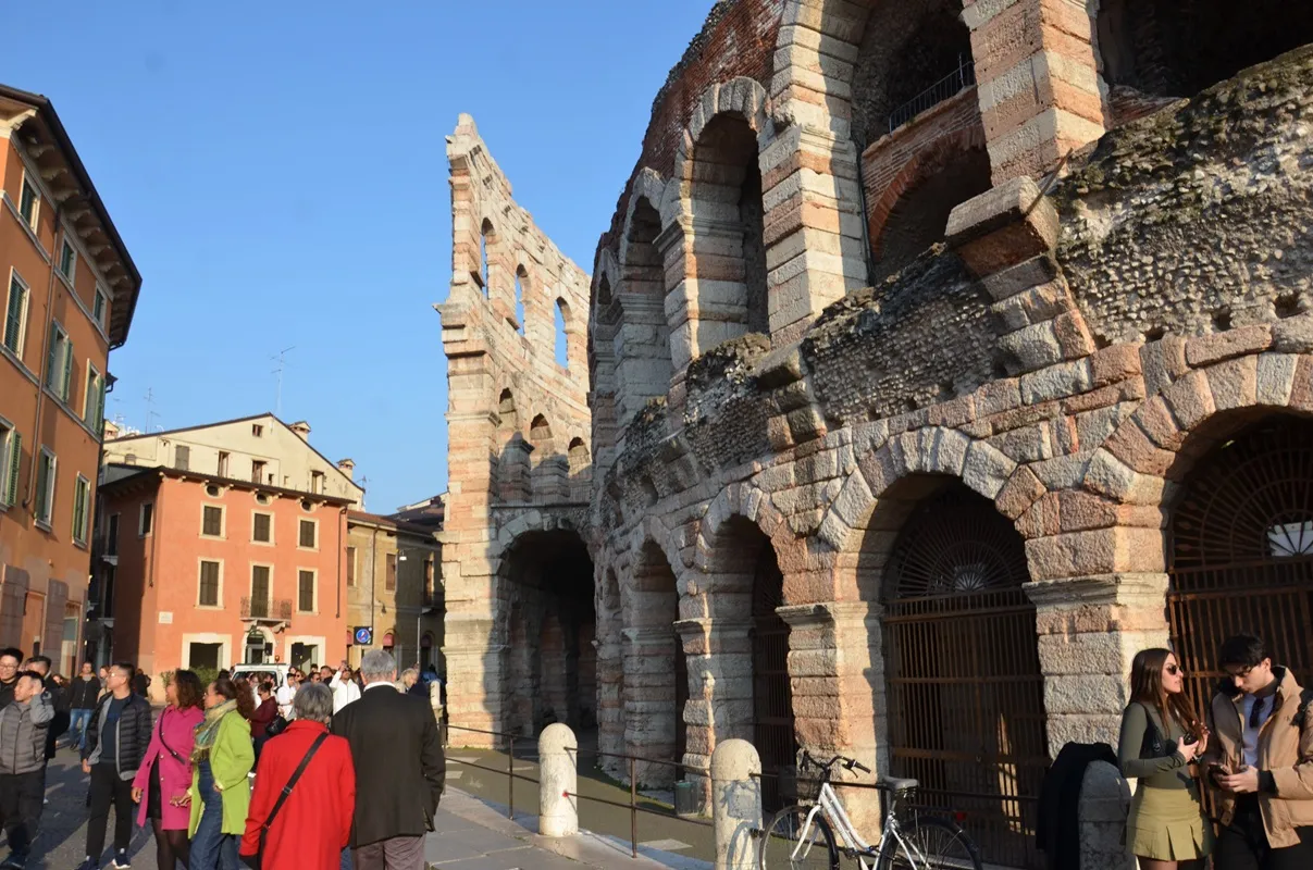 Ingresso para a Arena de Verona + Áudio guia da cidade de Verona APP