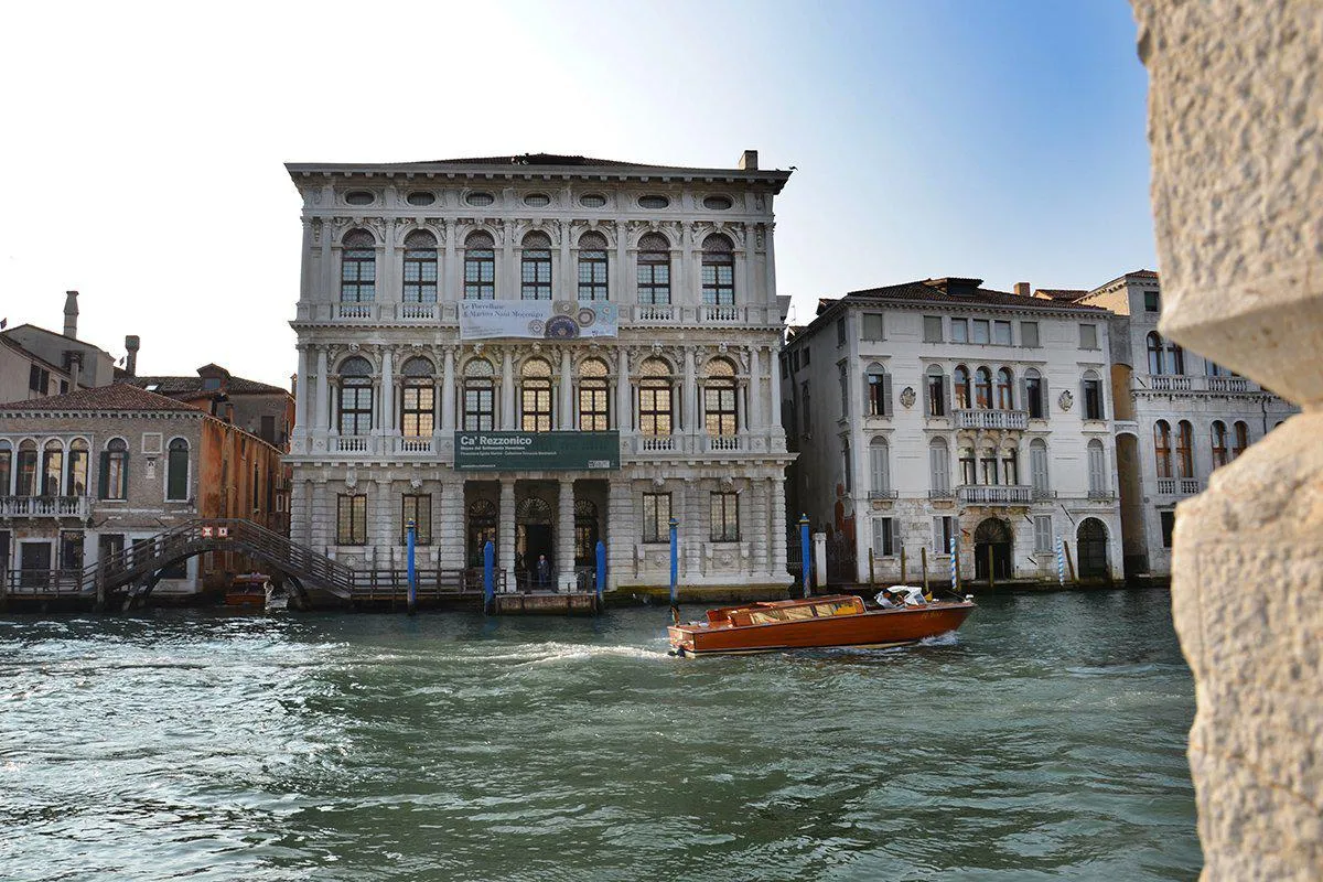 Ca' Rezzonico + APP Áudio guia da cidade de Veneza. 